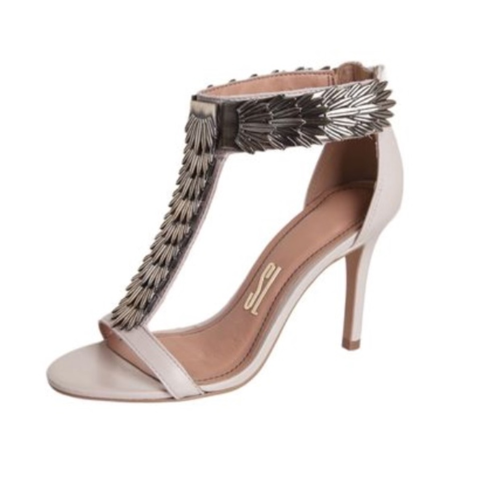 Santa Lolla Wings Heels